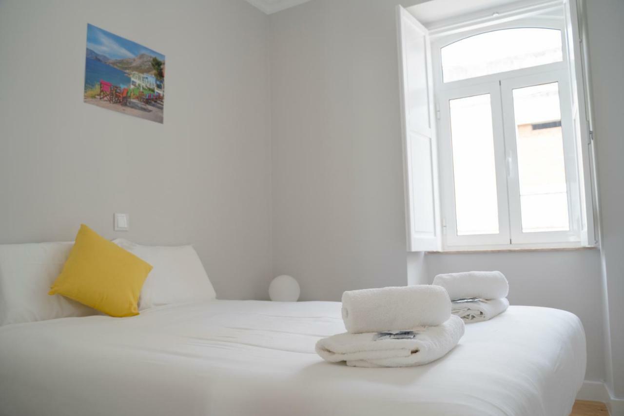 Funky Two Bedroom Saldanha Lisbon Exterior photo